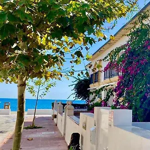 Stylish House In 5 Star Location Few Steps From Butibamba Holiday home